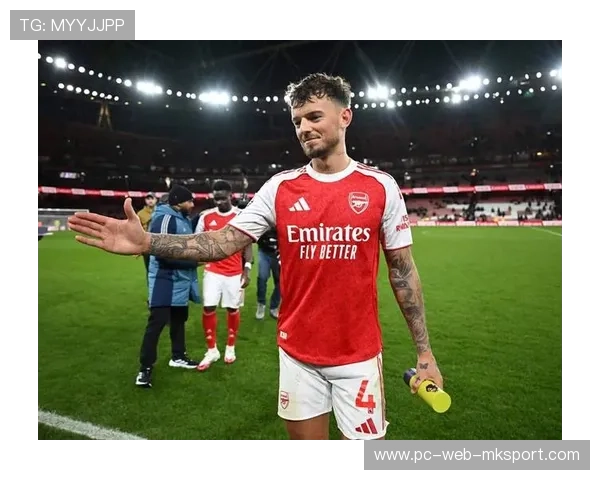 阿森纳保持场面主动权,本怀特支援节奏清晰