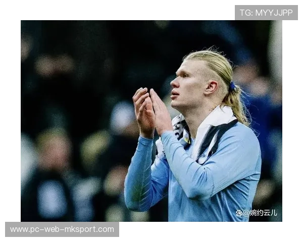 曼城传递渗透到位，哈兰德暴力头球建功